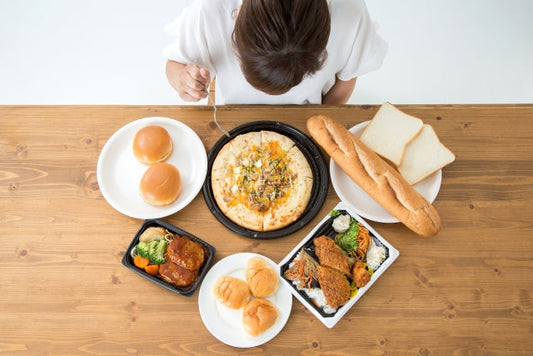 食欲を抑える方法｜グレリン・レプチンなど食欲を増進させる原因と対策を解説
