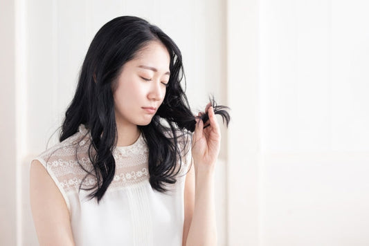 【医師監修】おでこが広くなった女性必見！原因と対策・今すぐできるカバー法を解説
