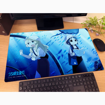 少女終末旅行 描き下ろしラバーマット 水族館【予約商品】