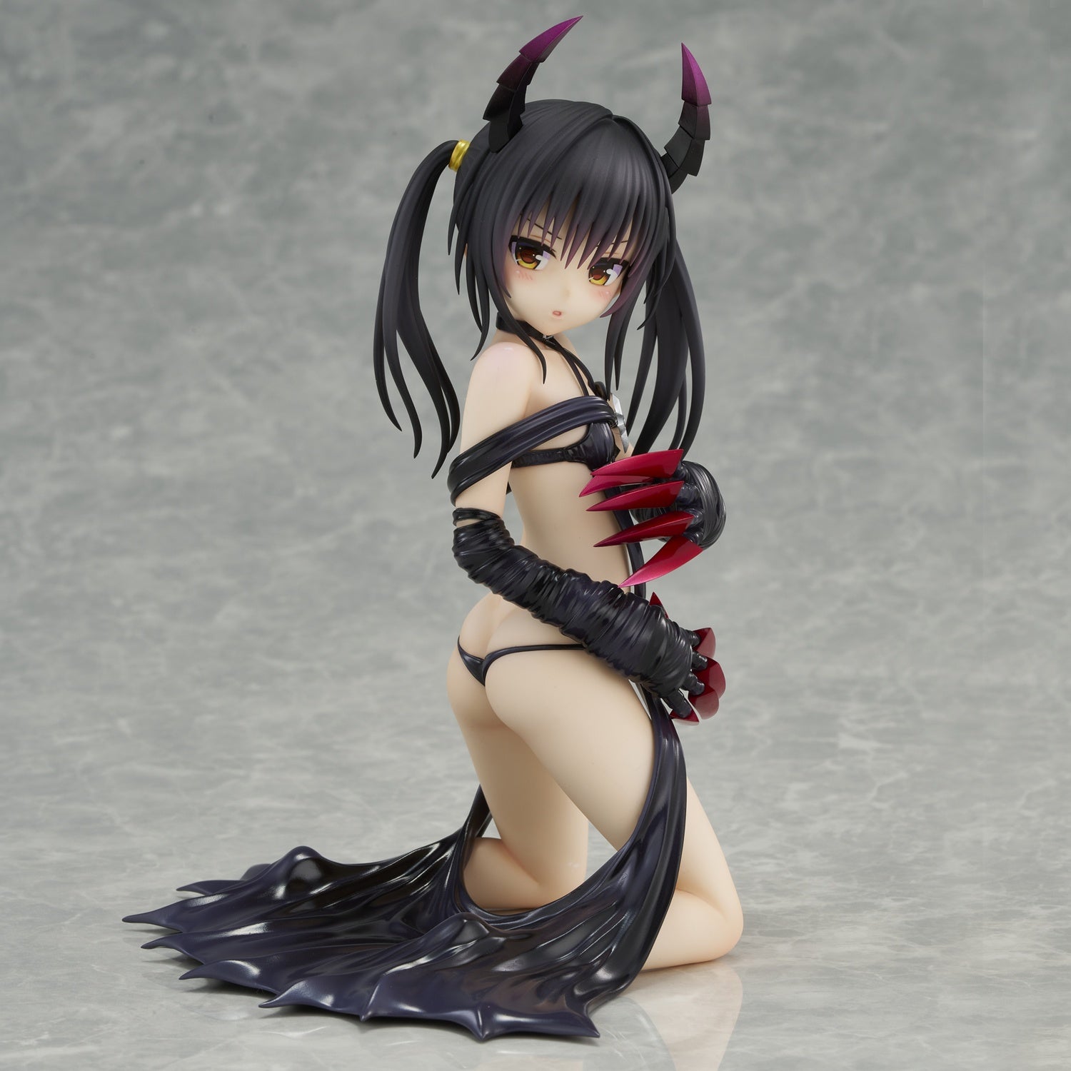 To LOVEる-とらぶる- ダークネス キャラクターグッズ｜正規品通販