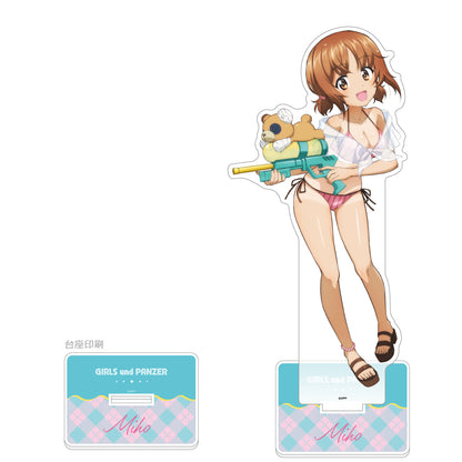 ガールズ&パンツァー 最終章 描き下ろし特大アクリルスタンド 西住みほ/水鉄砲 日焼けVer.【予約商品】
