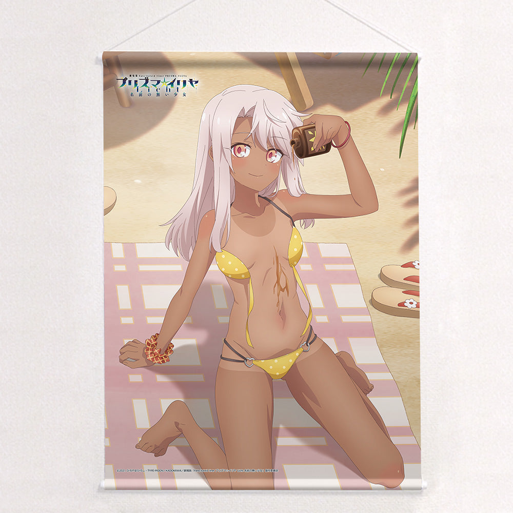 劇場版Fate/kaleid liner プリズマ☆イリヤ Licht 名前の無い少女 描き下ろしB2タペストリー クロエ/日焼け Wスエード【予約商品】
