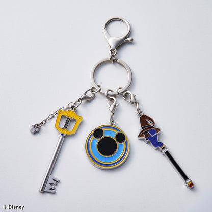 キングダムハーツ メタルキーホルダー キングダムチェーン/まどうしの杖/騎士の盾【予約商品】