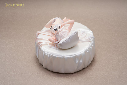 SSR FIGURE 寝起き白髪ちゃん 1/7 完成品フィギュア