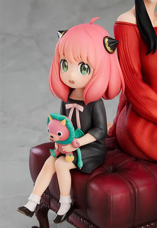 SPY×FAMILY アーニャ & ヨル 1/7スケールフィギュア Amazon | SPY×FAMILY アーニャ＆ヨル 1/7スケール プラスチック