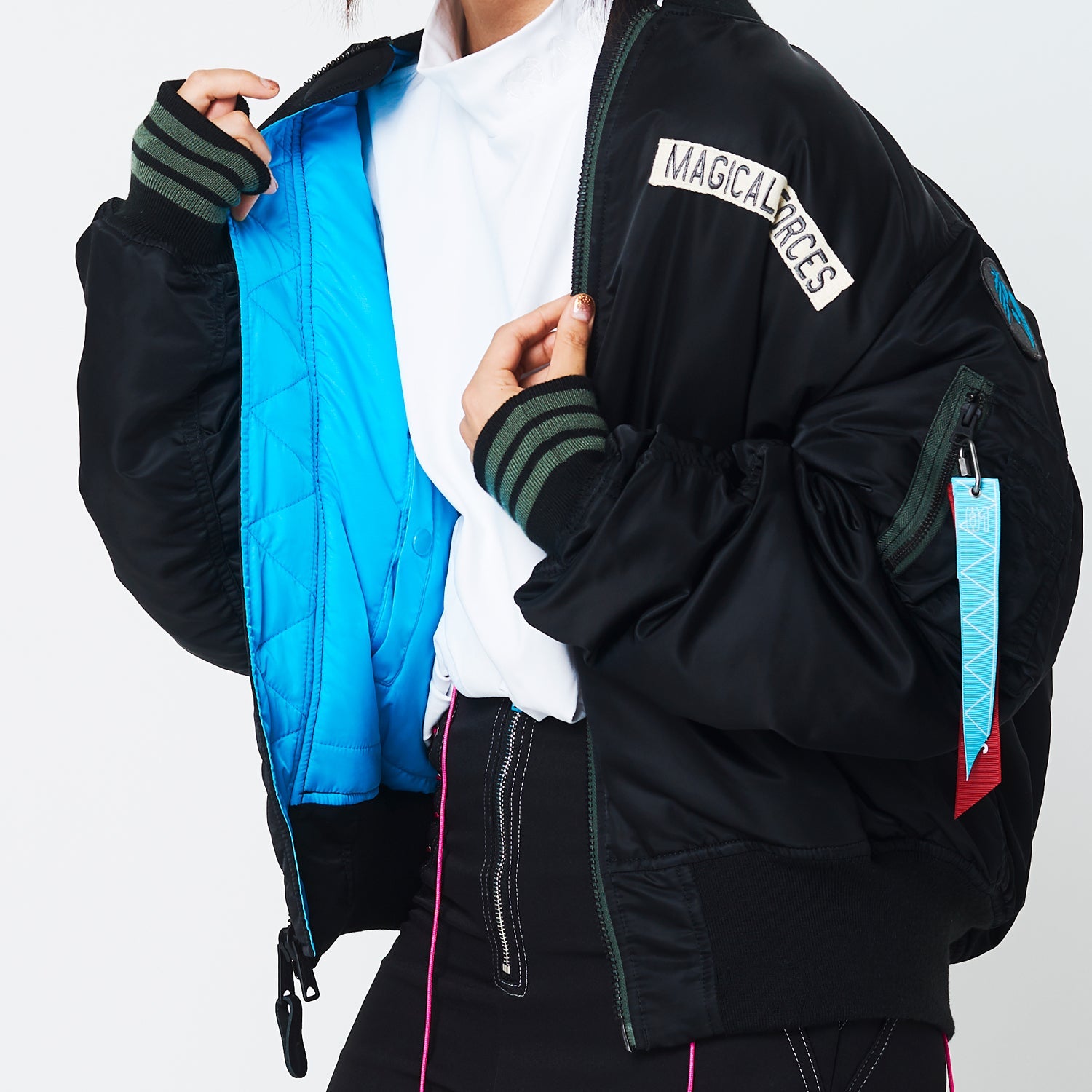 初音ミクｘ ALPHA INDUSTRIES　〜LAMロックシンガー Ver.　限定MA-1ジャケット